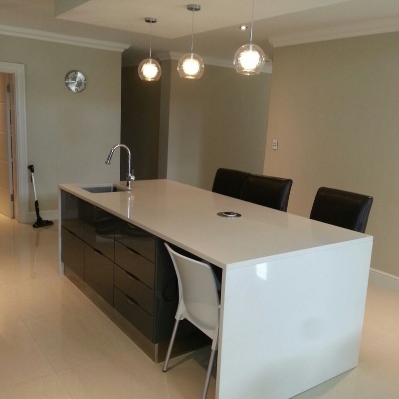 Kitchen island with breakfast seating